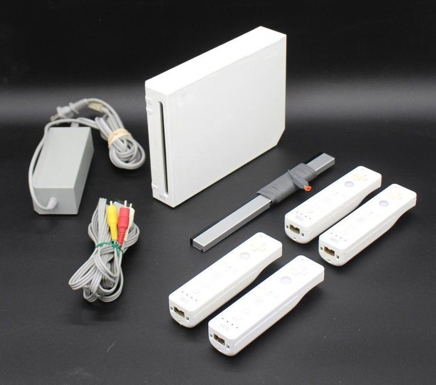 Nintendo Wii RVL-001 Console Set (Used)