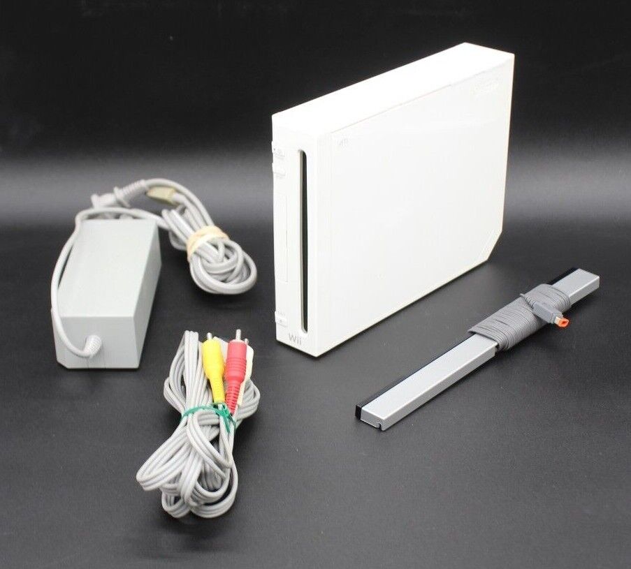 Nintendo Wii RVL-001 Console Set (Used)