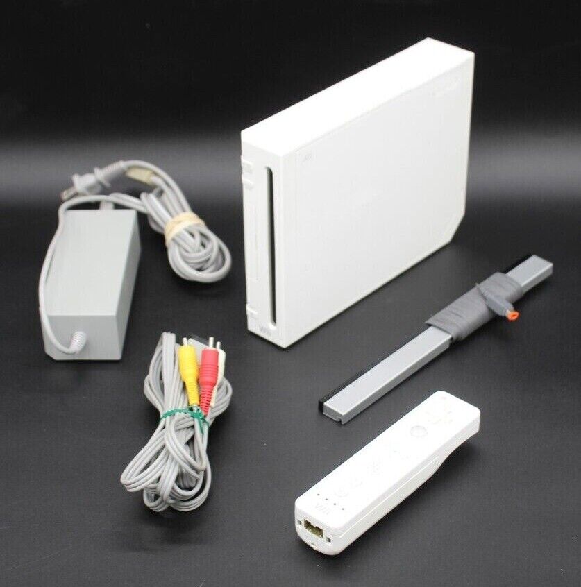 Nintendo Wii RVL-001 Console Set (Used)